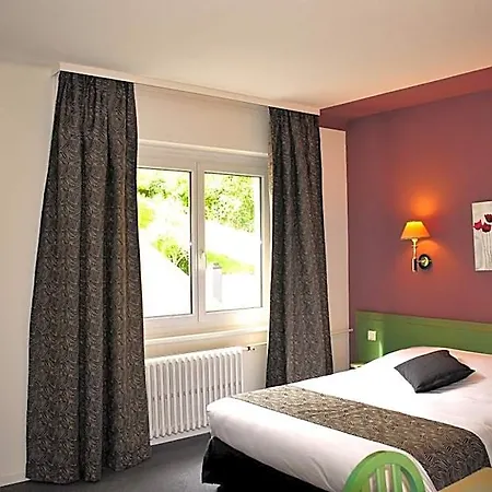 Hotell Logis - Restaurant Aux Bruyeres