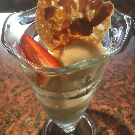 Hotell Logis - Restaurant Aux Bruyeres 3*