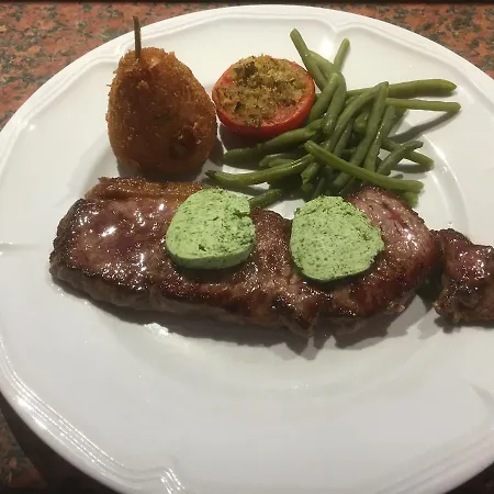 호텔 Logis - Restaurant Aux Bruyeres 오르베