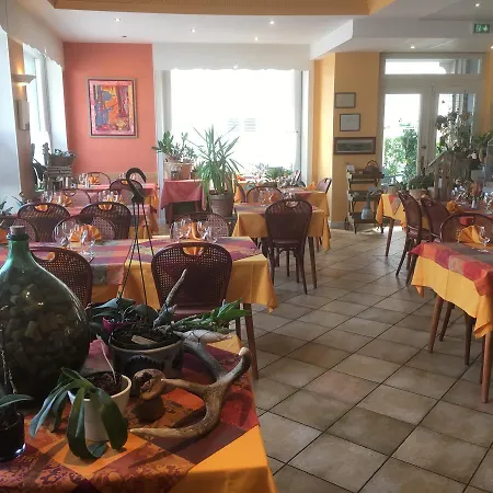 Logis - Restaurant Aux Bruyeres