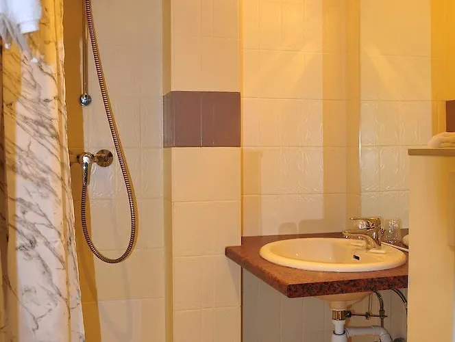 Logis - Restaurant Aux Bruyeres Hotel Orbey