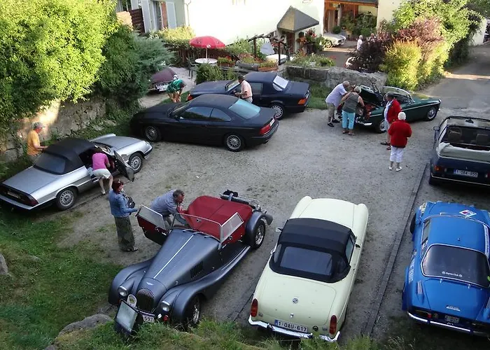 ホテル Logis - Restaurant Aux Bruyeres オルベ