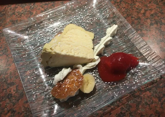 Logis - Restaurant Aux Bruyeres 3*